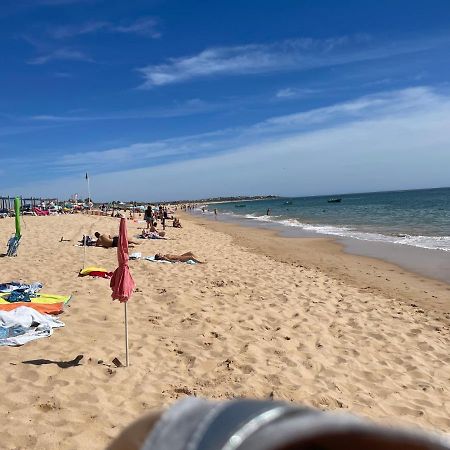 Beautiful 2-Bed Apartment Golf Pool Beach FAO Exteriör bild